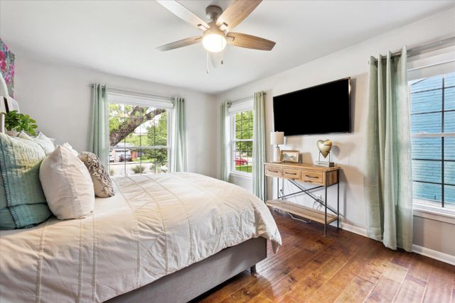 5808 Marilyn DR, Austin, TX 78757
