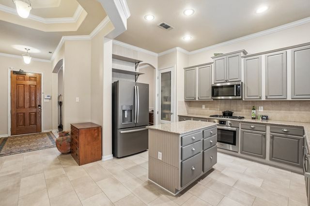5320 Brazoria Drive, Grand Prairie, TX 75052