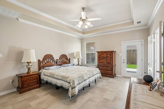 5320 Brazoria Drive, Grand Prairie, TX 75052