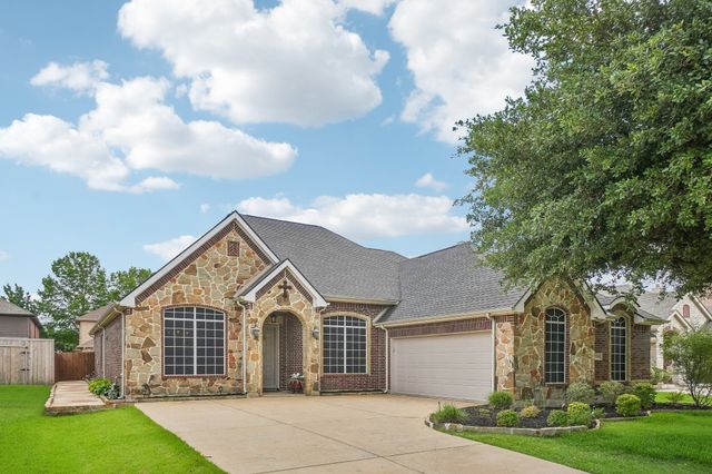 5320 Brazoria Drive, Grand Prairie, TX 75052