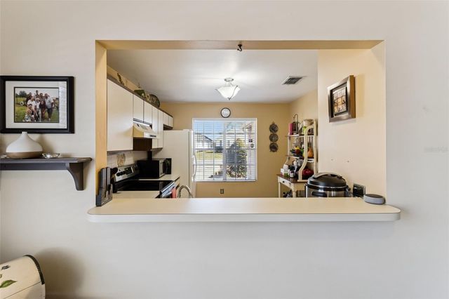 150 EDGEWATER CIRCLE, Sanford, FL 32773