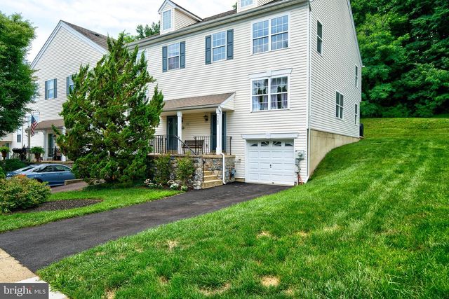 4582 LOUISE SAINT CLAIRE DR, Doylestown, PA 18902
