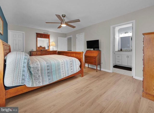 4582 LOUISE SAINT CLAIRE DR, Doylestown, PA 18902