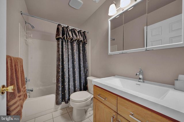 4582 LOUISE SAINT CLAIRE DR, Doylestown, PA 18902