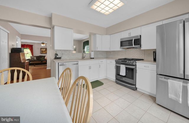 4582 LOUISE SAINT CLAIRE DR, Doylestown, PA 18902