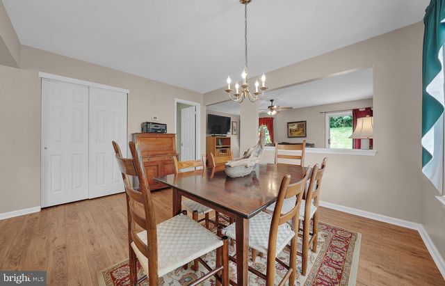 4582 LOUISE SAINT CLAIRE DR, Doylestown, PA 18902