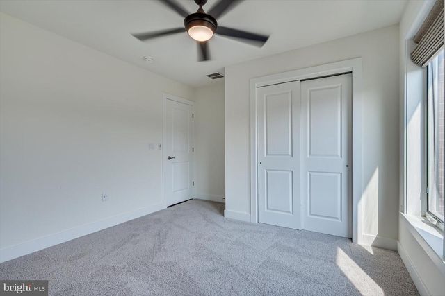 5 E HARTWICK DR, Skillman, NJ 08558