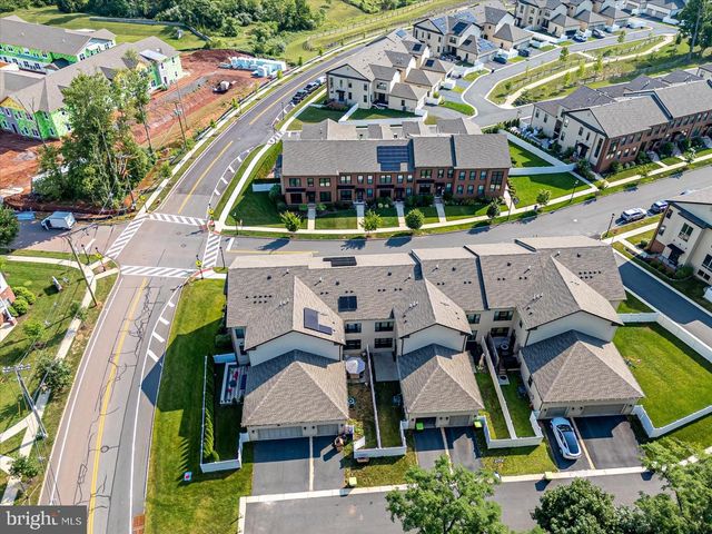 5 E HARTWICK DR, Skillman, NJ 08558
