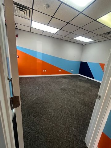 175 Littleton Rd A, Westford, MA 01886