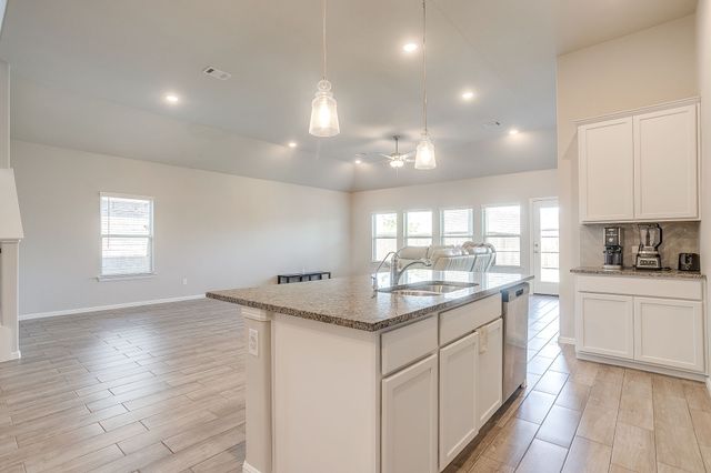 8924 Lantana Meadow Drive, Fort Worth, TX 76131