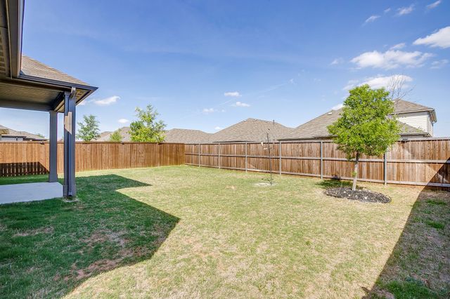 8924 Lantana Meadow Drive, Fort Worth, TX 76131