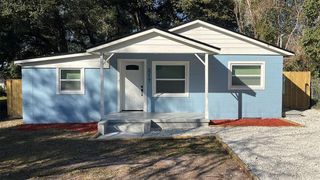 217 W CHELSEA STREET, Deland, FL 32720