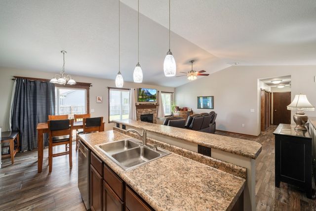 1213 Michael Street SE, Bondurant, IA 50035