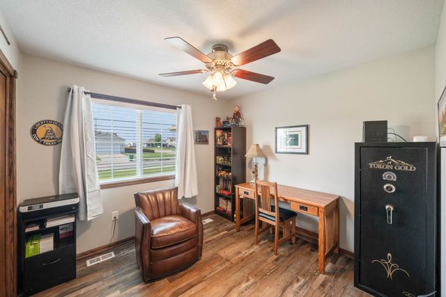 1213 Michael Street SE, Bondurant, IA 50035