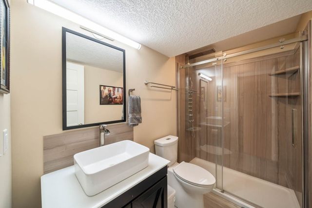 1213 Michael Street SE, Bondurant, IA 50035