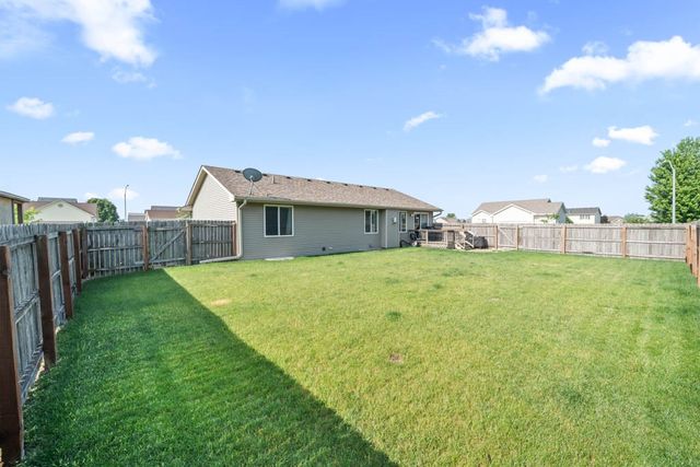 1213 Michael Street SE, Bondurant, IA 50035