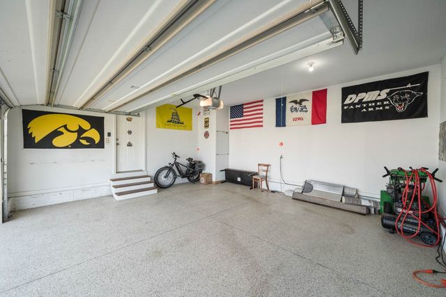 1213 Michael Street SE, Bondurant, IA 50035