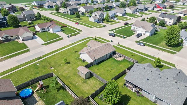 1213 Michael Street SE, Bondurant, IA 50035