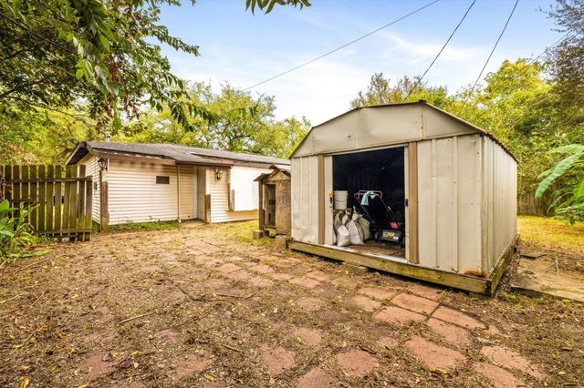 423 Grafton Street, La Marque, TX 77568