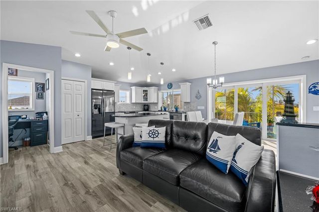 2391 Oleander ST, St. James City, FL 33956