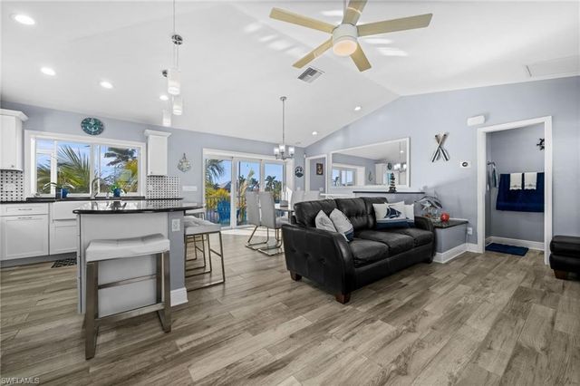 2391 Oleander ST, St. James City, FL 33956