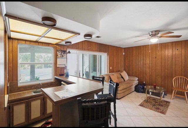 4490 NW 43rd Street, Lauderdale Lakes, FL 33319
