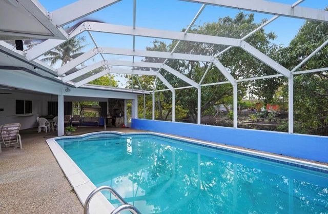 4490 NW 43rd Street, Lauderdale Lakes, FL 33319