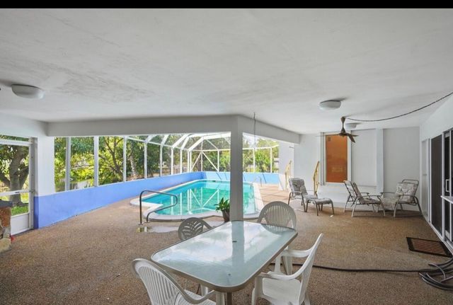 4490 NW 43rd Street, Lauderdale Lakes, FL 33319