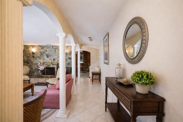 4490 NW 43rd Street, Lauderdale Lakes, FL 33319