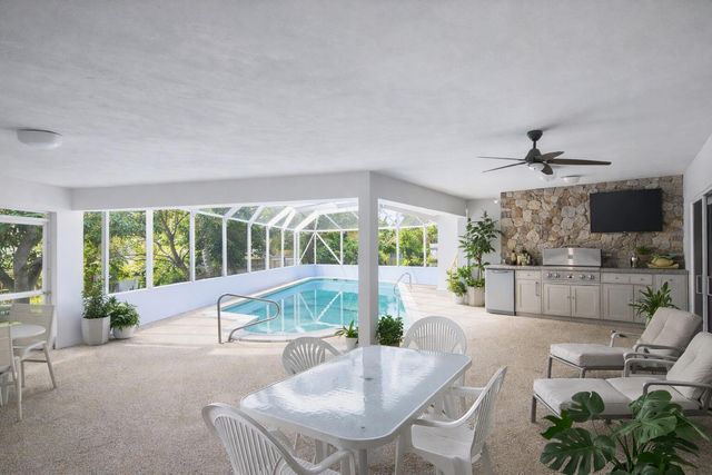 4490 NW 43rd Street, Lauderdale Lakes, FL 33319