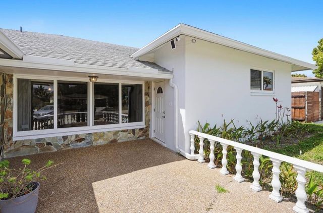 4490 NW 43rd Street, Lauderdale Lakes, FL 33319