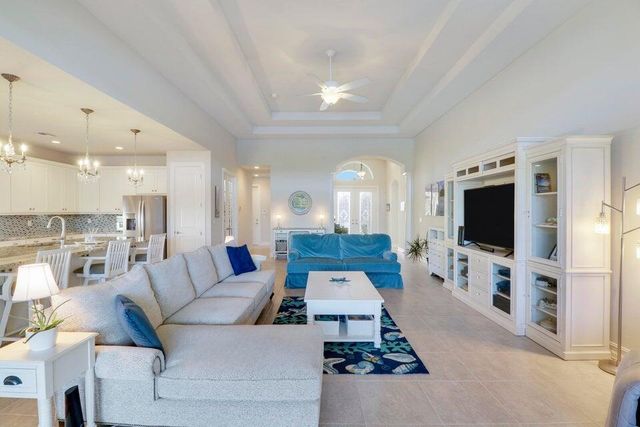 510 Carrara Court, Jupiter, FL 33478