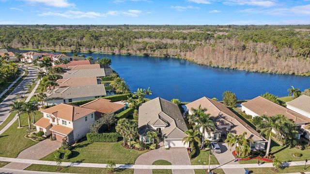 510 Carrara Court, Jupiter, FL 33478