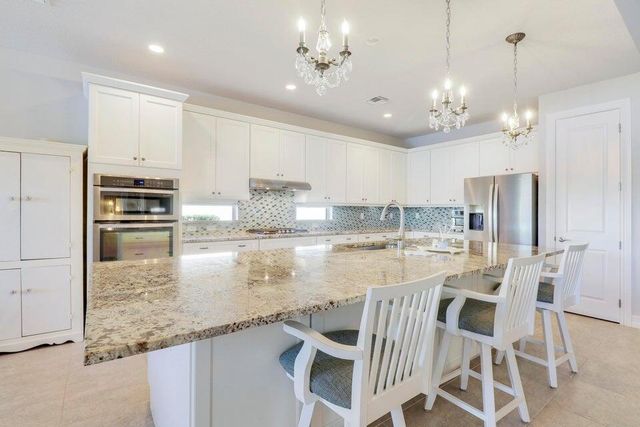 510 Carrara Court, Jupiter, FL 33478