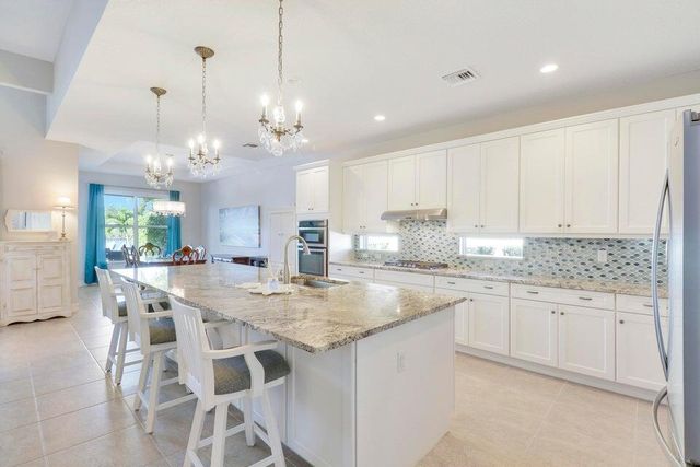 510 Carrara Court, Jupiter, FL 33478