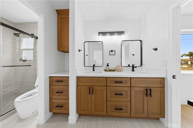 204 Lincoln Ave, Huntington Beach, CA 92648