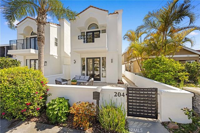 204 Lincoln Ave, Huntington Beach, CA 92648