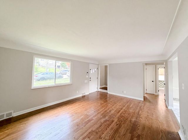 577 Lowell Avenue, Cincinnati, OH 45220