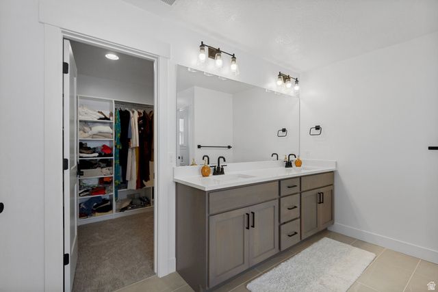 67 S KEAKI WOOD, Vineyard, UT 84059