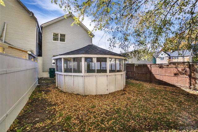 814 Elk Street, Buffalo, NY 14210