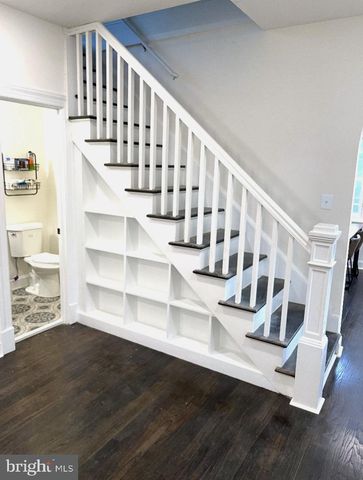 420 WOODFORD ST, Fredericksburg, VA 22401