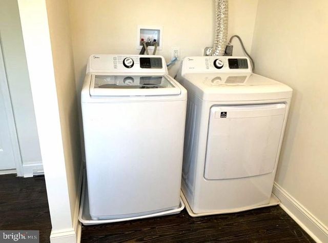 420 WOODFORD ST, Fredericksburg, VA 22401