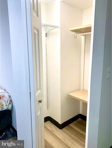 420 WOODFORD ST, Fredericksburg, VA 22401