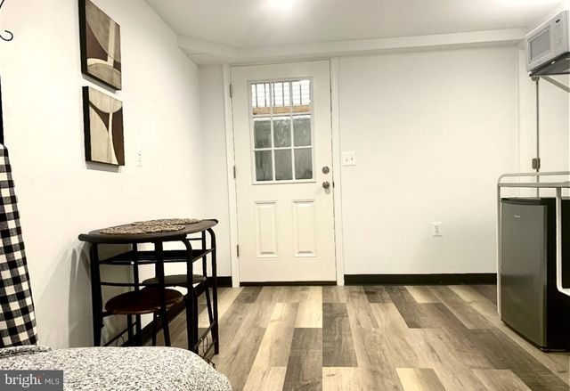 420 WOODFORD ST, Fredericksburg, VA 22401