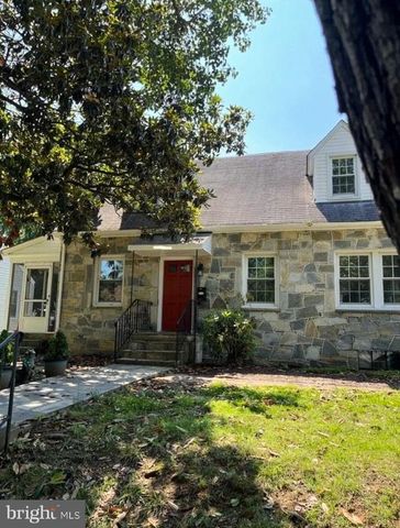 420 WOODFORD ST, Fredericksburg, VA 22401