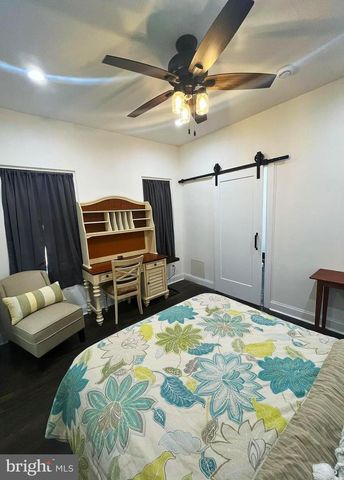 420 WOODFORD ST, Fredericksburg, VA 22401