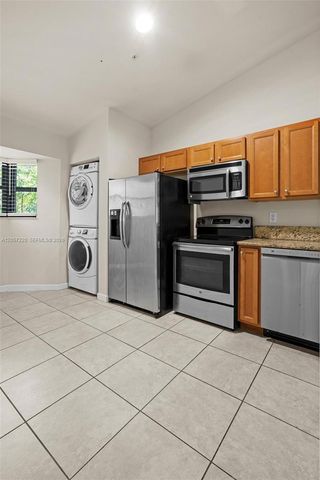 22561 SW 88th Pl 303-7, Cutler Bay, FL 33190
