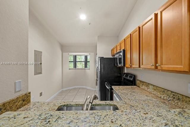 22561 SW 88th Pl 303-7, Cutler Bay, FL 33190