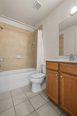 22561 SW 88th Pl 303-7, Cutler Bay, FL 33190