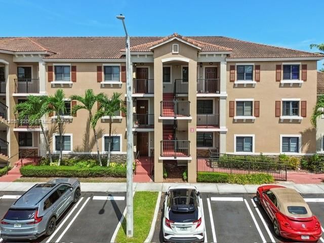 22561 SW 88th Pl 303-7, Cutler Bay, FL 33190